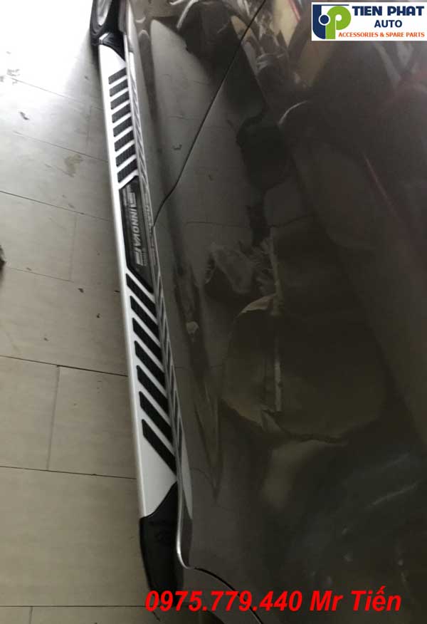 gia be buoc chan cho toyota innova 2017-2019