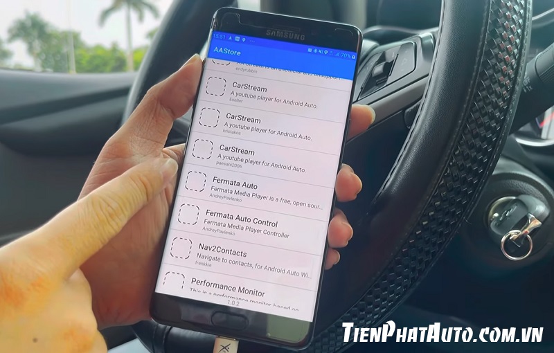 Cài đặt ứng dụng Fermata Auto để xem Youtube khi xe di chuyển