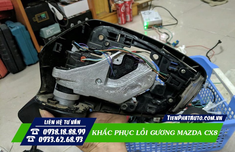 Chi phí sửa lỗi gập gương Mazda 3 khá dễ chịu mà khắc phục triệt để 100%