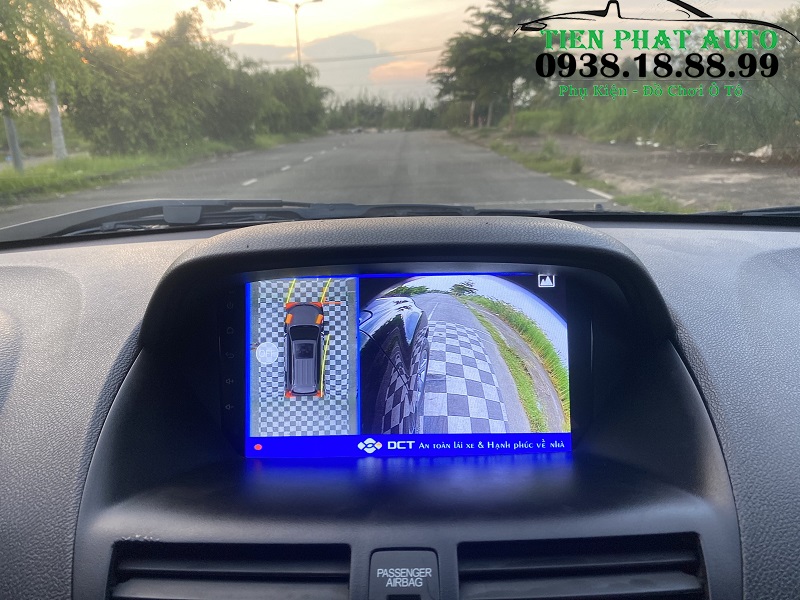 khi-xi-nhan-phai-camera-360-dct-acura-hien-thi-goc-nhin-ben-phai