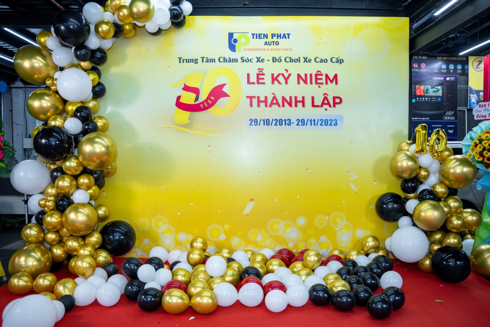 Buổi lễ kỷ niệm 10 năm thành lập Tiến Phát Auto