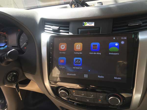 dvd theo xe 9 inch cho nissan navara 2017 uy tin chuyen nghiep