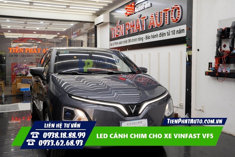 Hình ảnh led cánh chim Vinfast VF5 được lắp phía trước xe