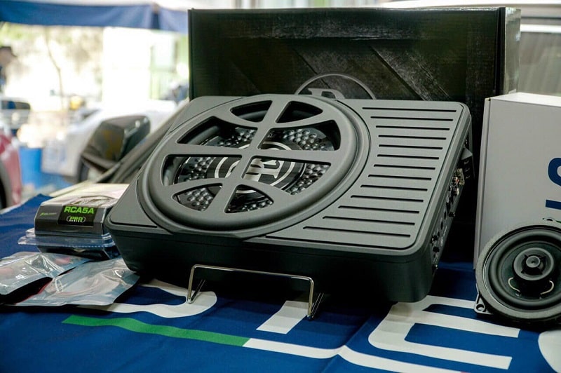 Nâng cấp loa sub độ âm thanh cho chất lượng âm thanh trên xe hay hơn