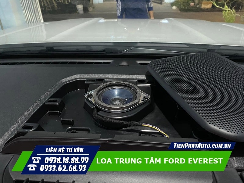 Bạn đang muốn độ loa trung tâm nào cho xe Ford Everest 2023 của mình