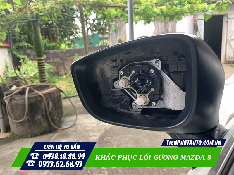 Khắc phục lỗi gương Mazda 3 không làm ảnh hưởng bất kì chi tiết nào của xe
