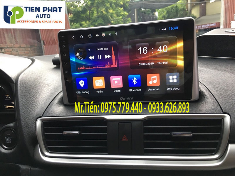 man-hinh-Android-cho-xe-Mazda3