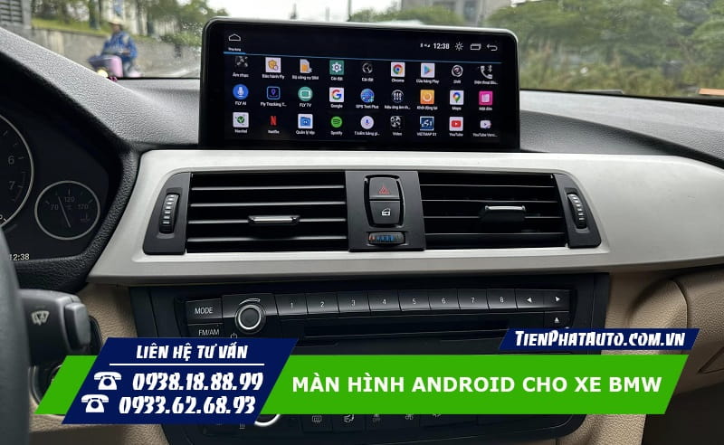 Màn hình có kích thước lớn sang trọng, hiển thị hình ảnh rõ nét