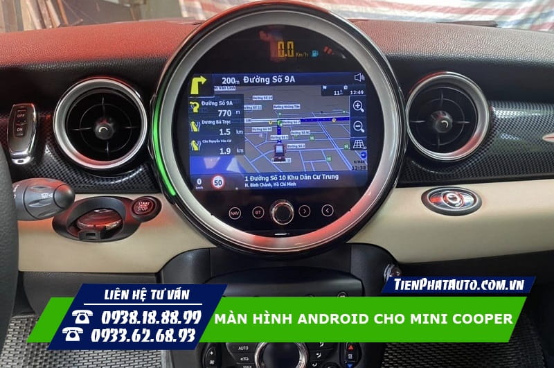 Màn hình Android cho Mini Cooper hỗ trợ chỉ đường và cảnh báo giao thông