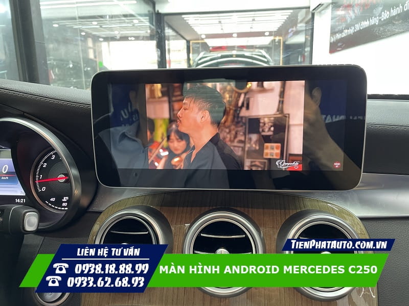 Màn hình Android Mercedes C250 đáp ứng các nhu cầu giải trí