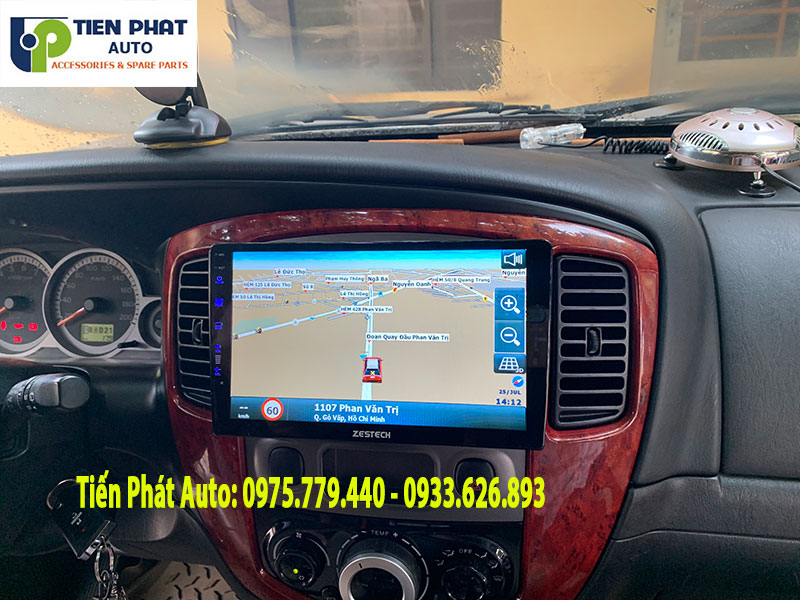 man-hinh-dvd-android-cho-xe-Ford-Escape