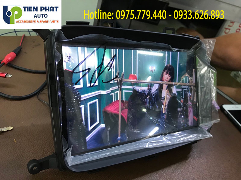 man-hinh-dvd-android-cho-xe-Kia-rondo