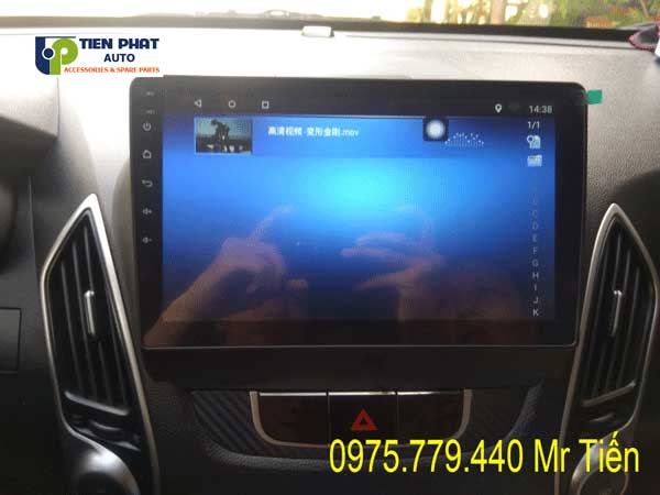 man hinh dvd chay android cho huyndai tucson 2011