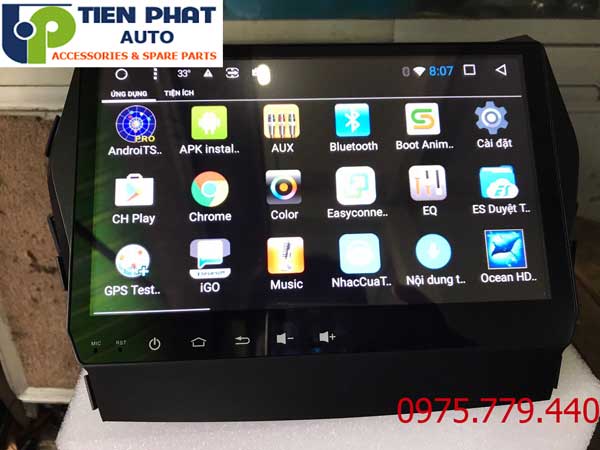 dvd theo xe huyndai santafe 2016 tai tp.hcm