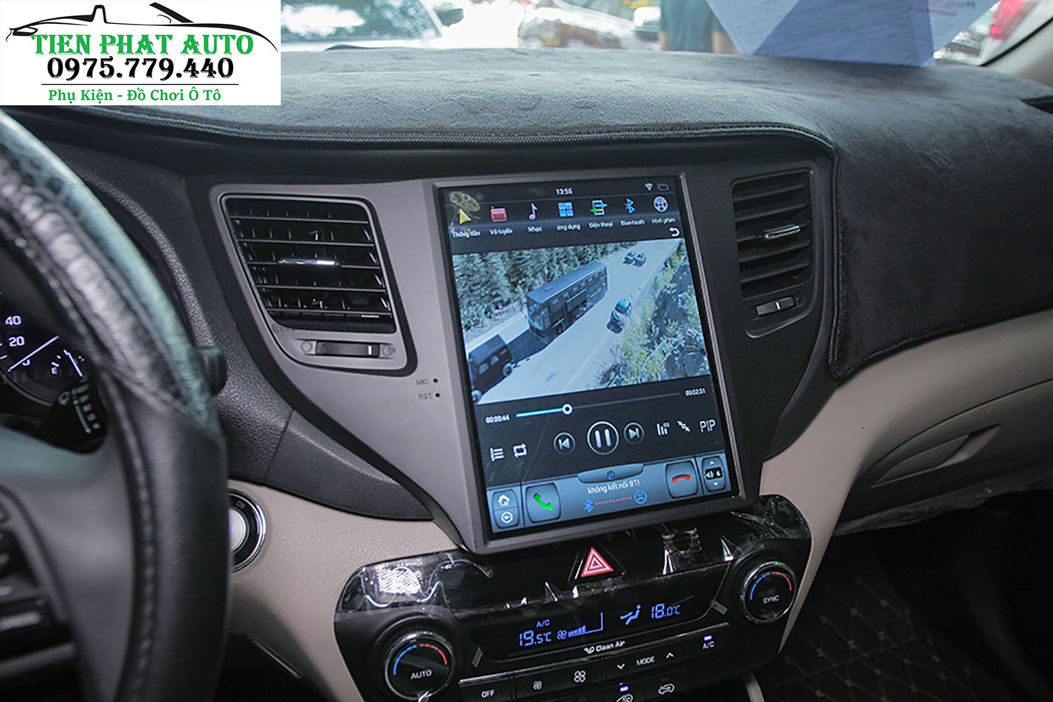 man-hinh-dvd-tesla-cho-hyundai-tucson-tienphatauto-5
