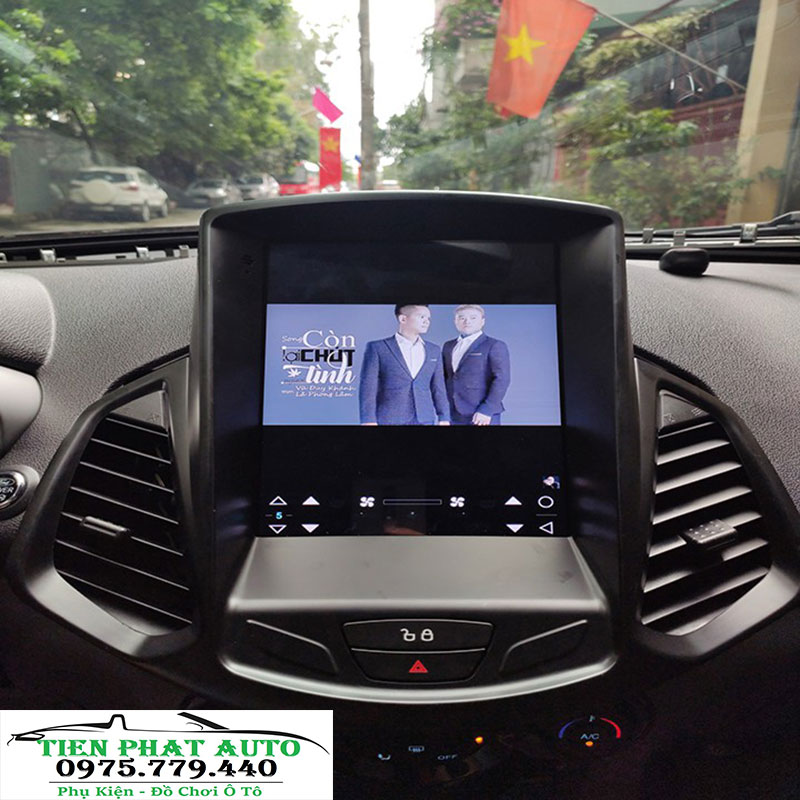 man-hinh-dvd-tesla-cho-oto-tai-tphcm-tienphatauto-3