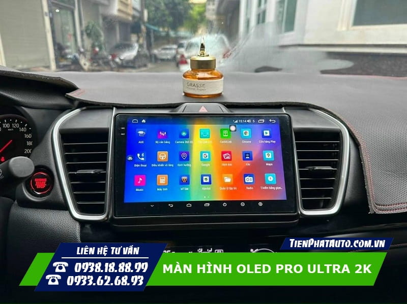 Màn hình OLED PRO Ultra 2K tích hợp camera 360 độ và áp suất lốp