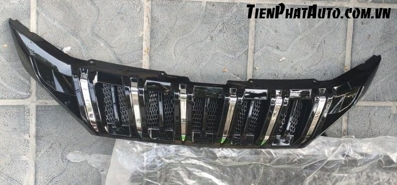 Hình ảnh mặt ca lăng độ Xpander - Xpander Cross 3