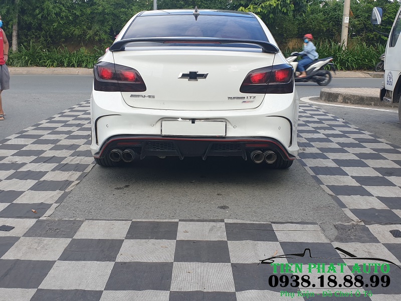 mat-camera-360-dct-chevrolet-cruze-lap-dat-nho-gon