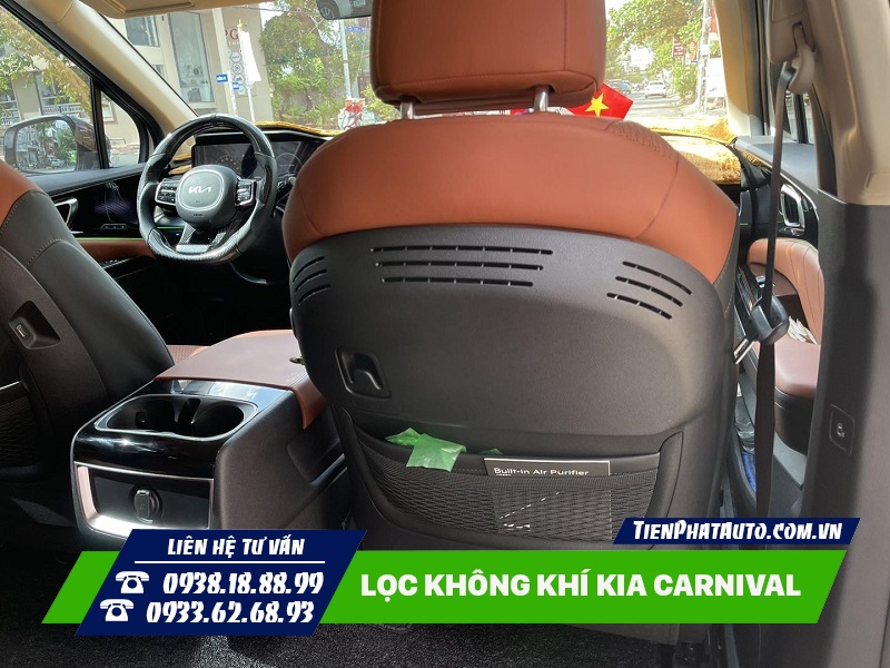 Máy lọc không khí Kia Carnival giúp mang lại không gian xe luôn tươi mát