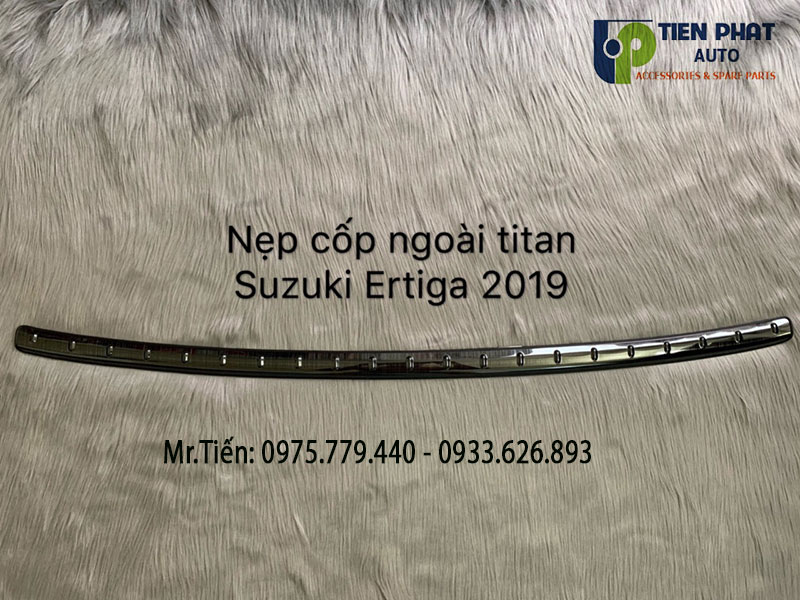 nep-cop-ngoai-Egtitan