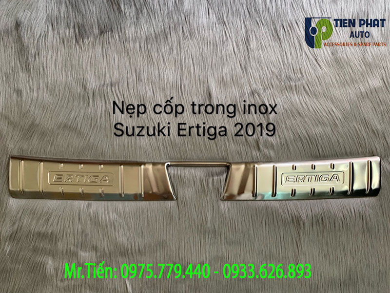 nep-cop-trong-xe-Egtiga