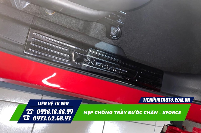 Bộ nẹp chống trầy chân Xforce gồm 8 miếng giá khá rẻ
