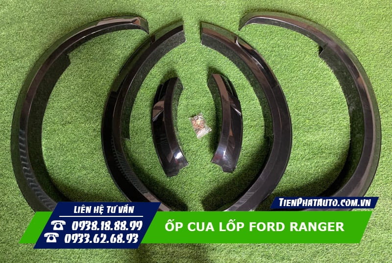 Mẫu ốp cua lốp dạng trơn dành cho xe Ford Ranger