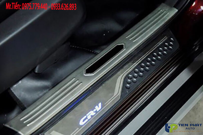op-inox-cho-xe-honda-crv-7
