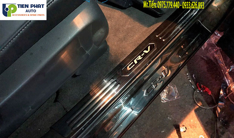 op-inox-cho-xe-honda-crv