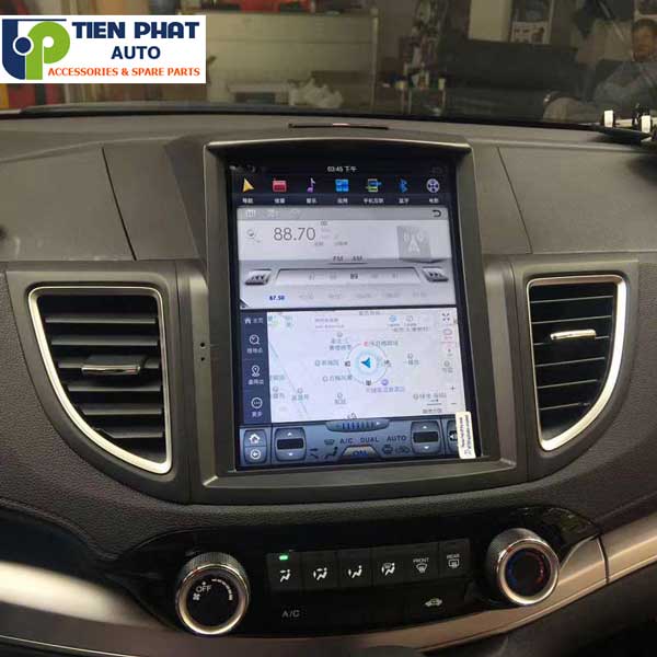 chuyen lap dat man hinh dvd tesla cho honda crv 2014