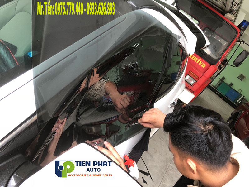 phim-cach-nhiet-cho-xe-huyndai-santafe