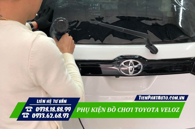 Tiến Phát Auto chuyên dán phim cách nhiệt cho xe Toyota Veloz