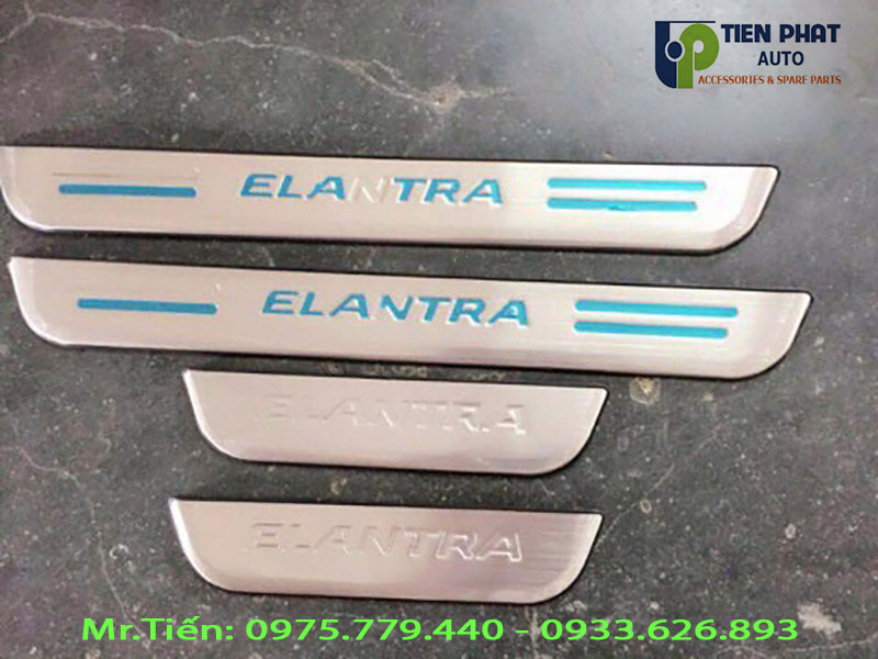 phu-kien-xe-Elantra