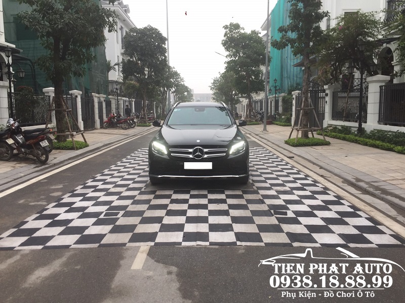 qua-trinh-cang-chinh-camera-360-dct-mercedes-glc-300-bang-bat-tu-dong-cho-do-chinh-xac-tuyet-doi