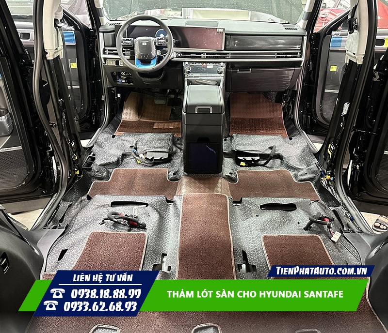 Thảm lót sàn cho Hyundai Santafe 2025 mang lại nhiều tiện lợi