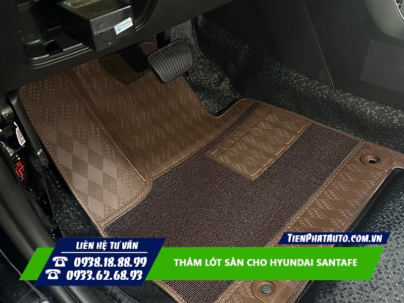 Thảm lót sàn cho Santafe là trang bị hầu như không thể thiếu
