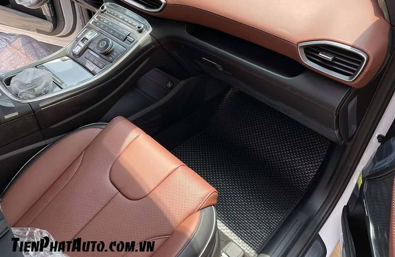 Trọn bộ thảm lót sàn cho xe Hyundai Santafe 2021 tại Tiến Phát Auto