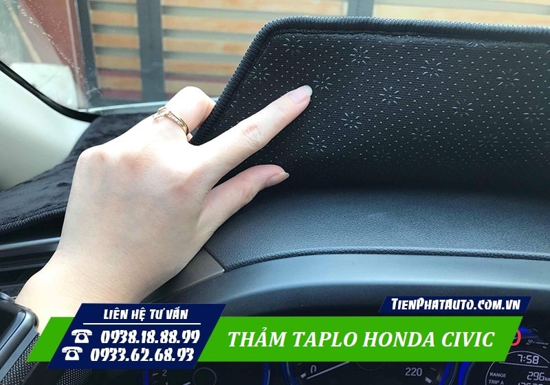 Thảm taplo Civic là phụ kiện cần thiết không thể thiếu trên xe