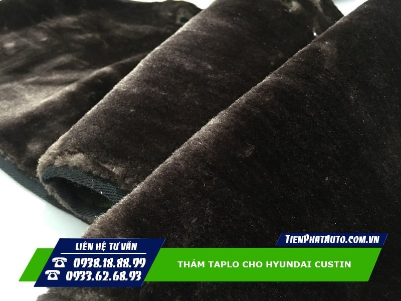 Thảm taplo cho xe Hyundai Custin mang lại khá nhiều sự tiện lợi