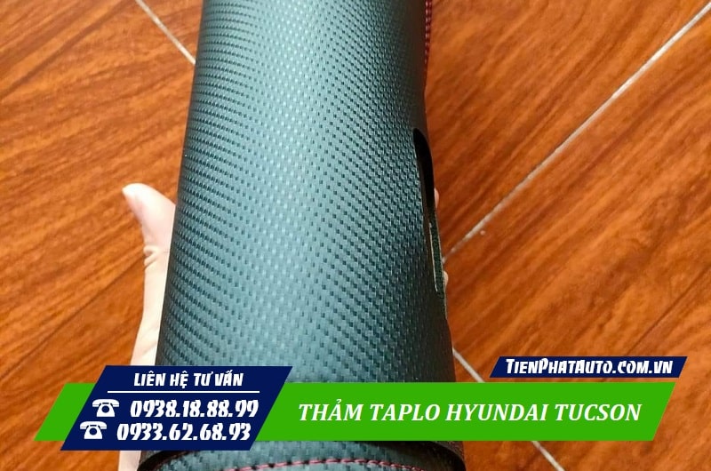 Thảm taplo Hyundai Tucson chất liệu da vân cacbon