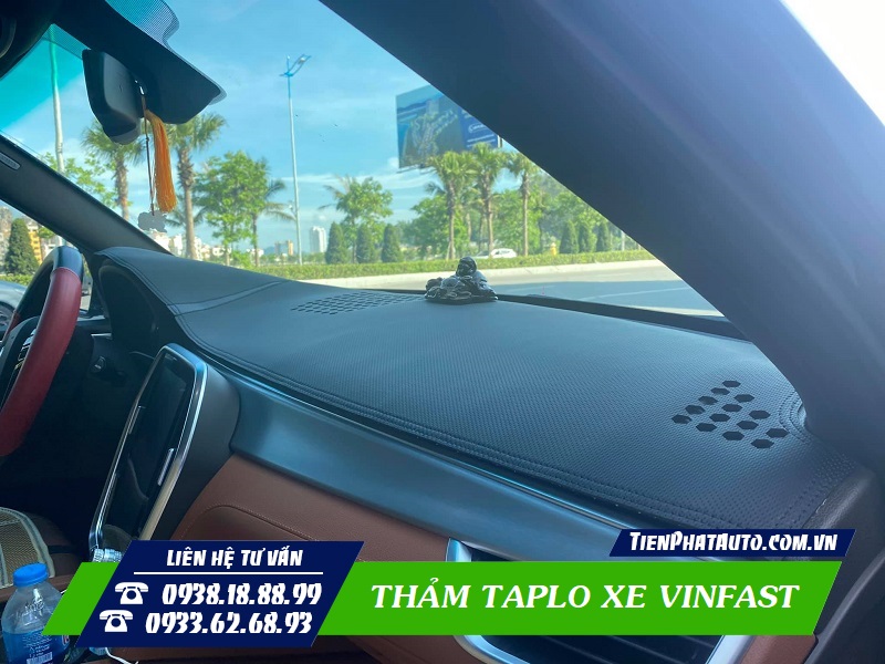 Nội thất xe sang trọng và bắt mắt hơn khi trải thảm taplo