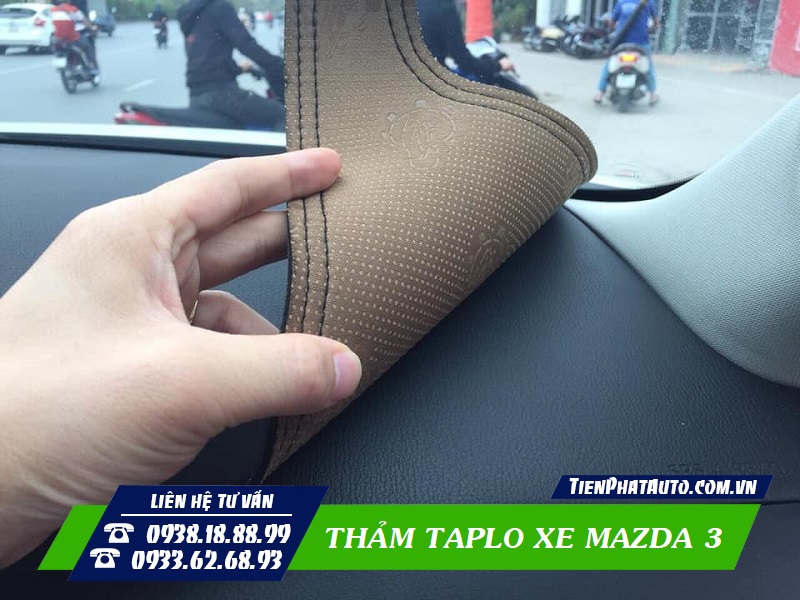 Thảm taplo Mazda 3 chất liệu da cacbon cao cấp tại Tiến Phát Auto