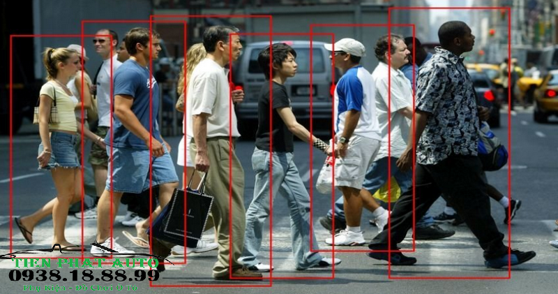 Mobileye-630-nhan-dien-nguoi-di-bo