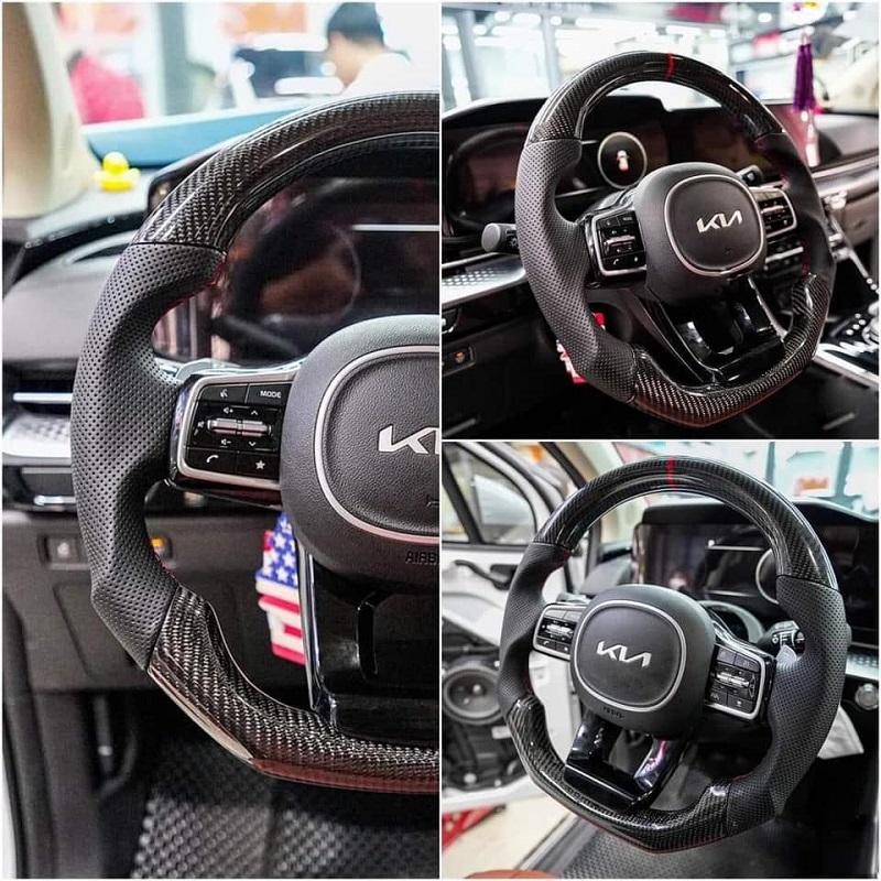 Độ vô lăng Carbon cho xe Kia Carnival