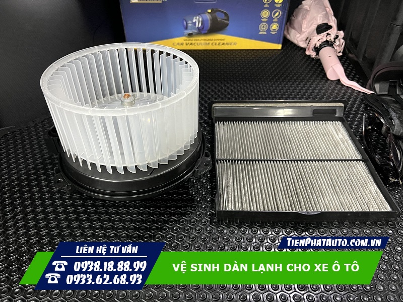 Thời gian 6 tháng đến 1 năm là thời điểm bạn nên vệ sinh dàn lạnh ô tô của mình