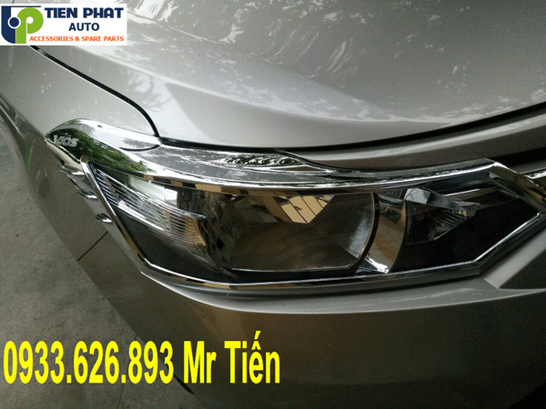 viền đèn trước xe toyota vios