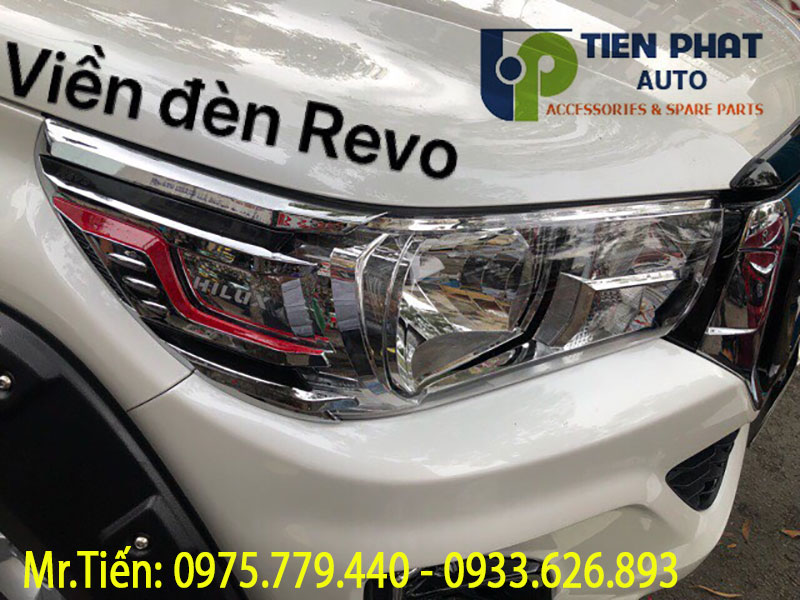 vien-den-truoc-xe-Revo