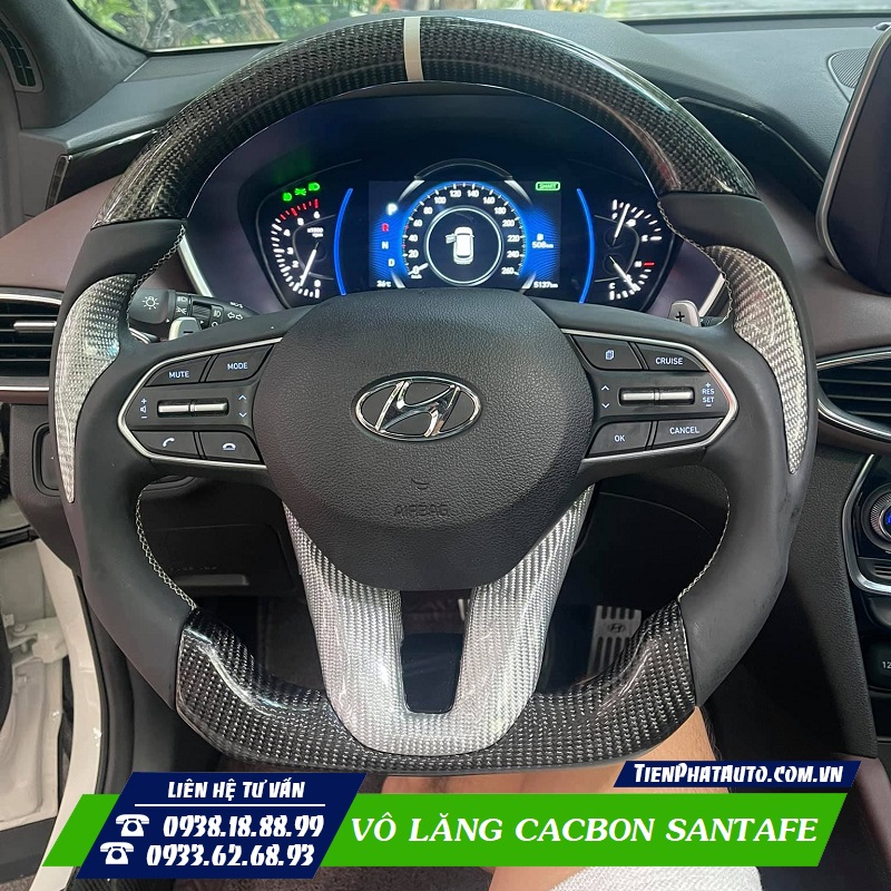 Vô lăng cacbon Santafe 2021 có màu trắng và đỏ để bạn lựa chọn