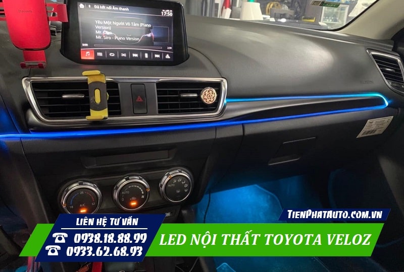 Độ đèn LED nội thất cho Toyota Veloz giúp tăng thêm sự nổi bật không gia xe